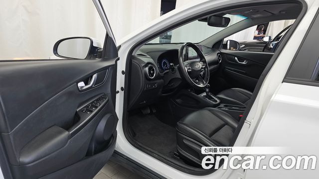 Hyundai Kona 2022 — photo 13