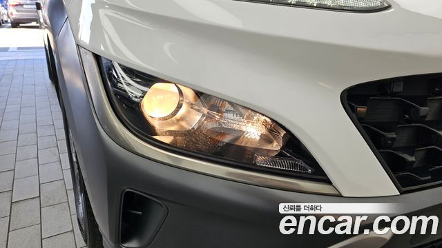 Hyundai Kona 2022 — photo 8