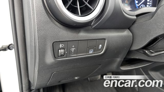 Hyundai Kona 2022 — photo 29