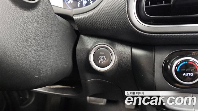 Hyundai Kona 2022 — photo 30
