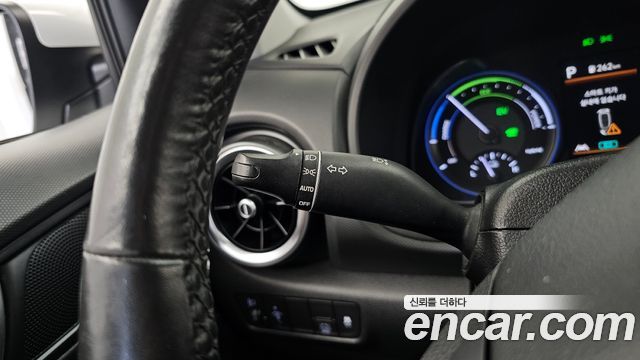 Hyundai Kona 2022 — photo 33