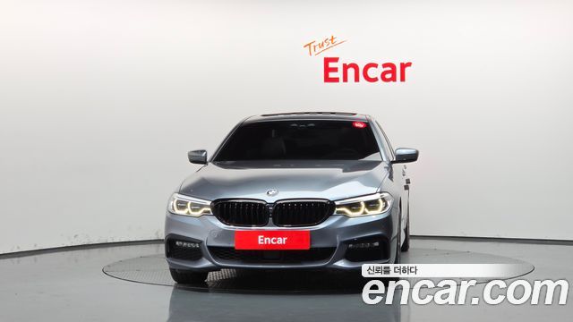 BMW 5-Series 2018 — photo 3