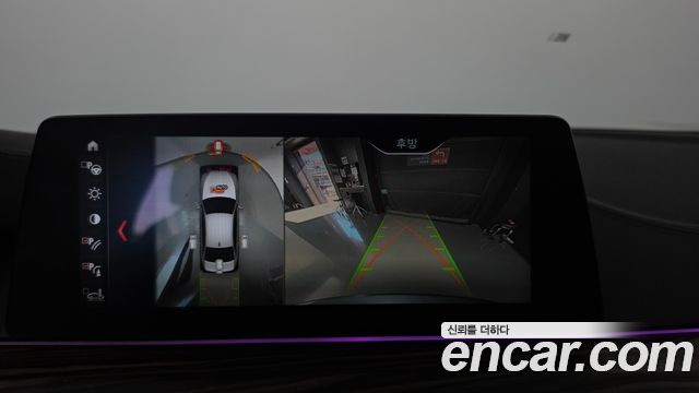 BMW 5-Series 2018 — photo 20