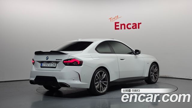 BMW 2-Series 2023 — photo 2