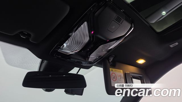 BMW 2-Series 2023 — photo 26