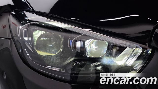 Mercedes-Benz E-Class 2022 — photo 8