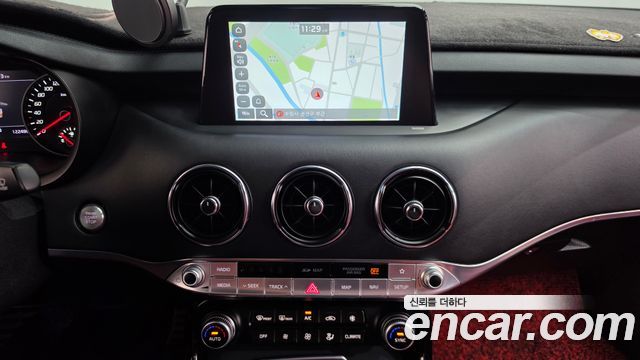 Kia Stinger 2020 — photo 19