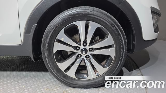 Kia Sportage 2013 — photo 7