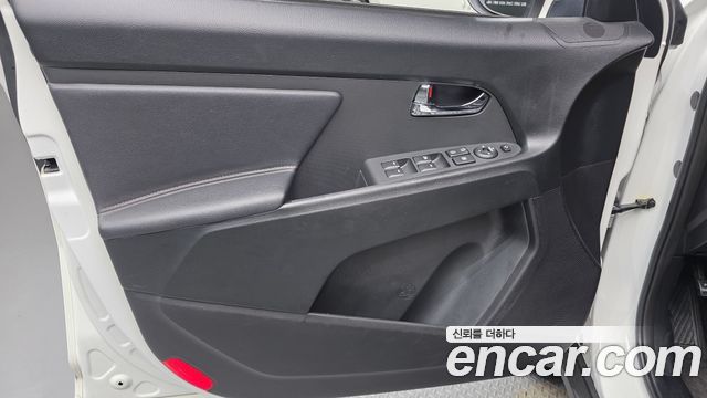 Kia Sportage 2013 — photo 14