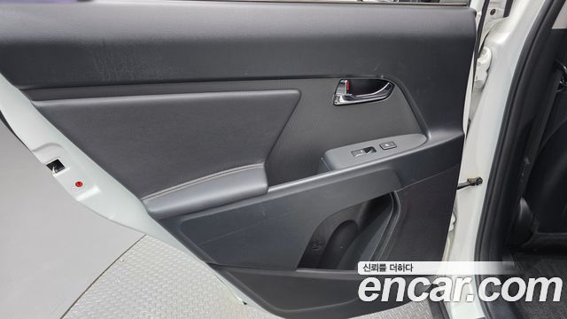 Kia Sportage 2013 — photo 15