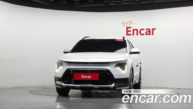 Kia Niro 2023 — photo 3