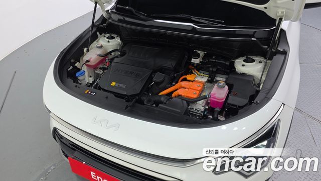 Kia Niro 2023 — photo 6