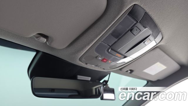 Kia Niro 2023 — photo 23