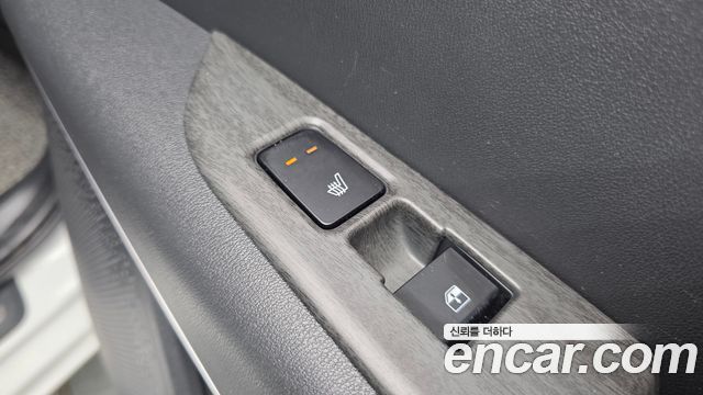 Kia Niro 2023 — photo 25