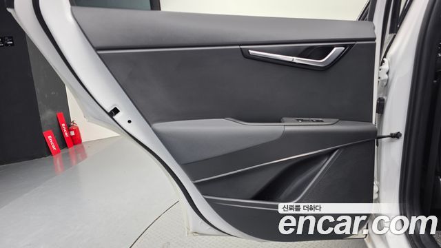 Kia Niro 2023 — photo 15