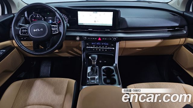 Kia Canival 2023 — photo 7