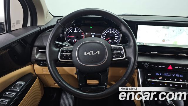 Kia Canival 2023 — photo 13