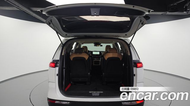 Kia Canival 2023 — photo 20