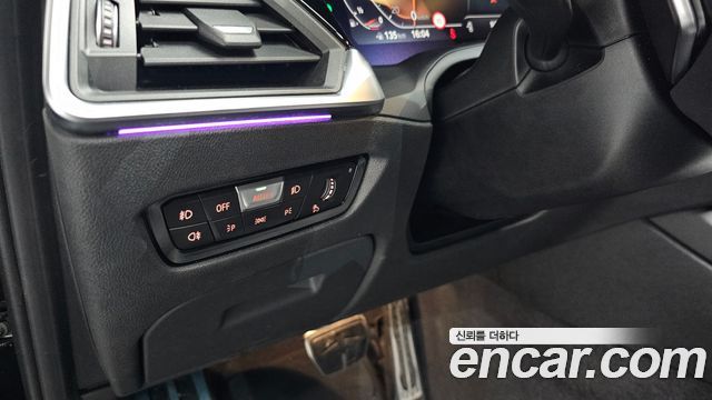 BMW 3-Series 2021 — photo 20