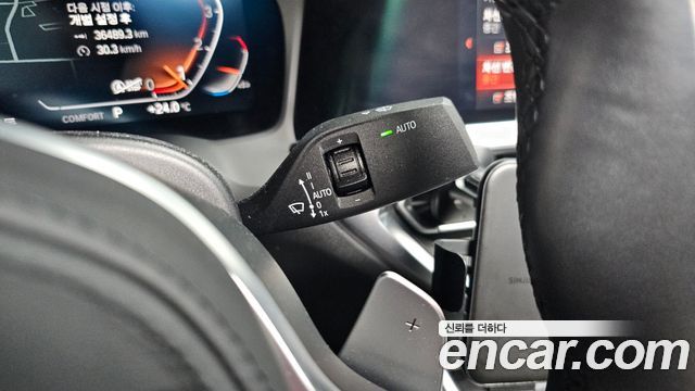 BMW 3-Series 2021 — photo 22