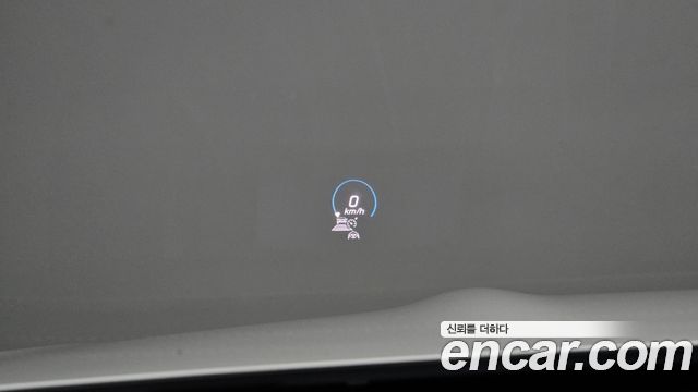 Mercedes-Benz E-Class 2023 — photo 23