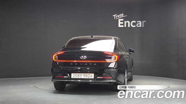 Hyundai Sonata 2023 — photo 4