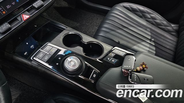 Kia K8 2022 — photo 12