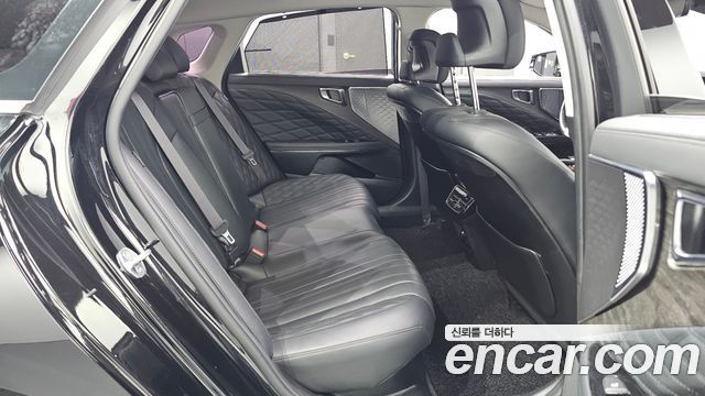 Kia K8 2022 — photo 17