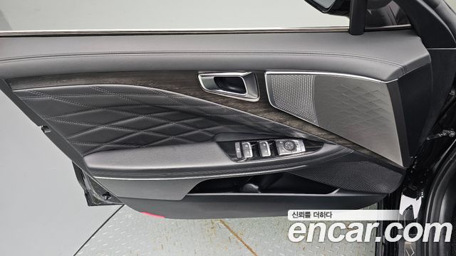Kia K8 2022 — photo 14
