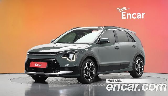 Kia Niro 2022 — photo 1