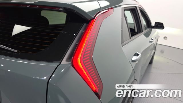 Kia Niro 2022 — photo 9