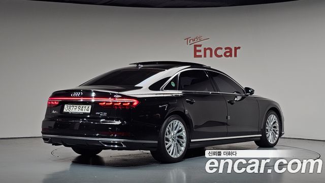 Audi A8 2020 — photo 2