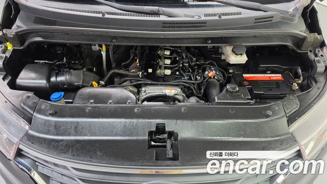 Hyundai Starex 2019 — photo 6