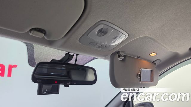 Hyundai Starex 2019 — photo 26