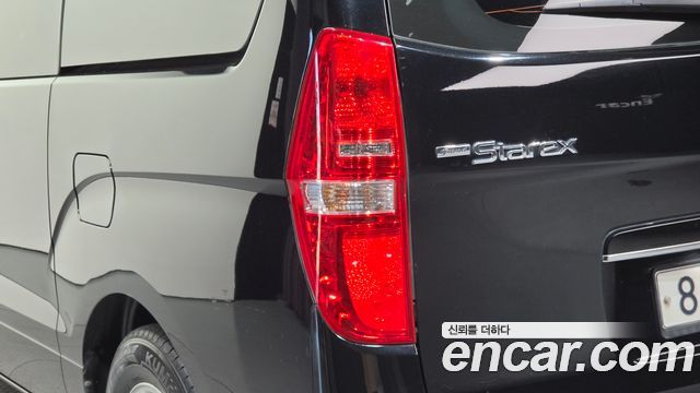 Hyundai Starex 2019 — photo 9