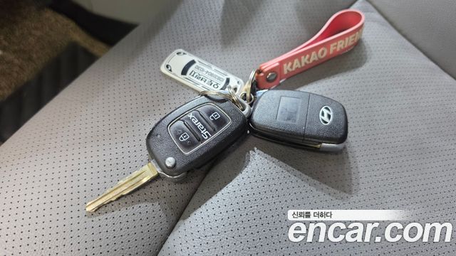 Hyundai Starex 2019 — photo 30