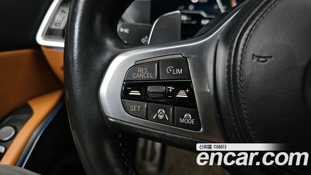 BMW 3-Series 2023 — photo 36