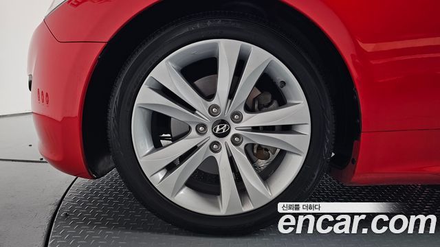 Hyundai Genesis 2009 — photo 5