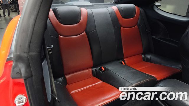 Hyundai Genesis 2009 — photo 17