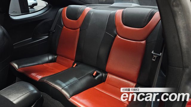 Hyundai Genesis 2009 — photo 18