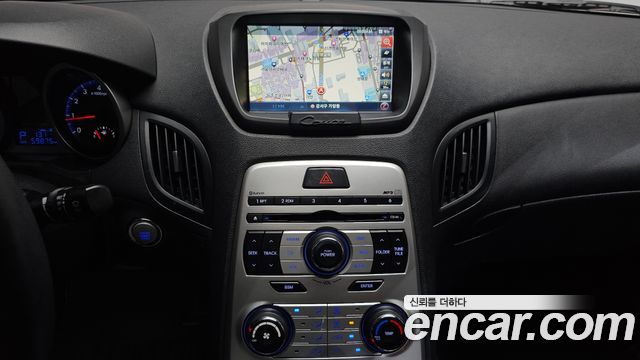 Hyundai Genesis 2009 — photo 20