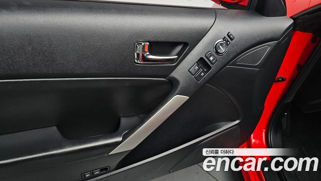 Hyundai Genesis 2009 — photo 23