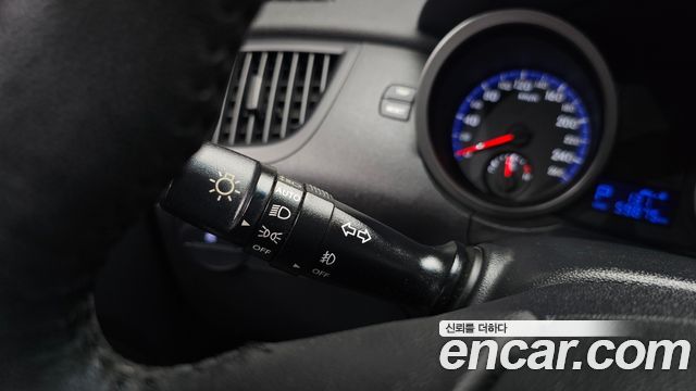 Hyundai Genesis 2009 — photo 25