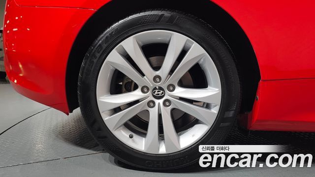 Hyundai Genesis 2009 — photo 7