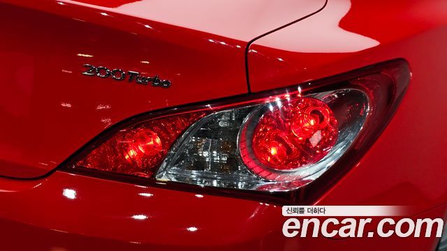 Hyundai Genesis 2009 — photo 9