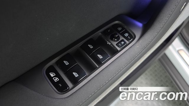 Polestar Polestar 2 2023 — photo 19
