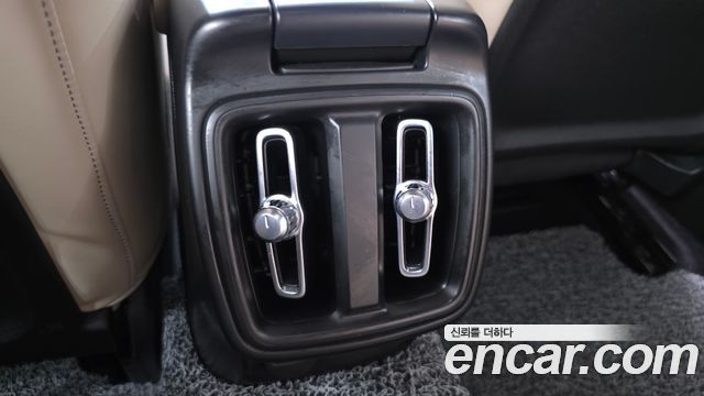 Polestar Polestar 2 2023 — photo 31