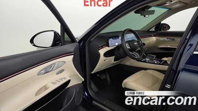 Genesis GV70 2025 — photo 10