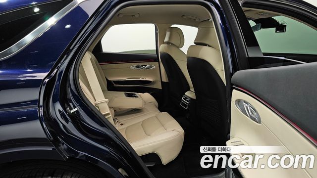 Genesis GV70 2025 — photo 12