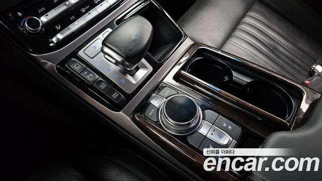 Genesis EQ900 2016 — photo 9